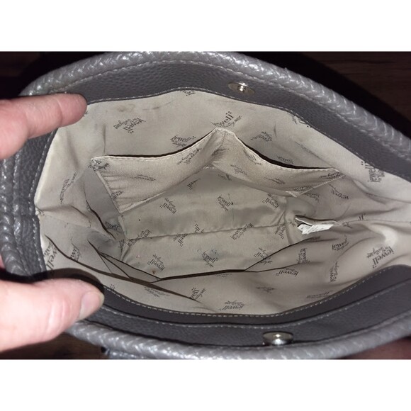 Jewell Handbag Thirty-One Cross Body Grey Snake Skin  Loaded with Pockets - Picture 7 of 8